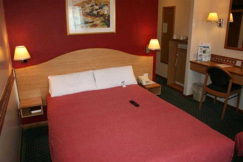 Days Inn By Wyndham Donington Castle Donington Eksteriør billede
