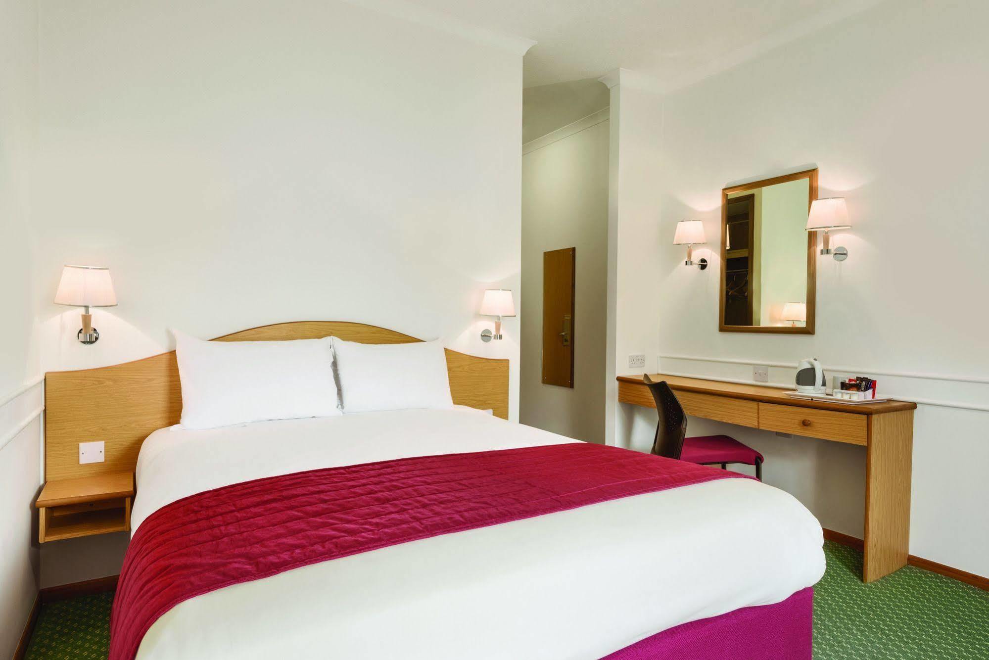 Days Inn By Wyndham Donington Castle Donington Eksteriør billede