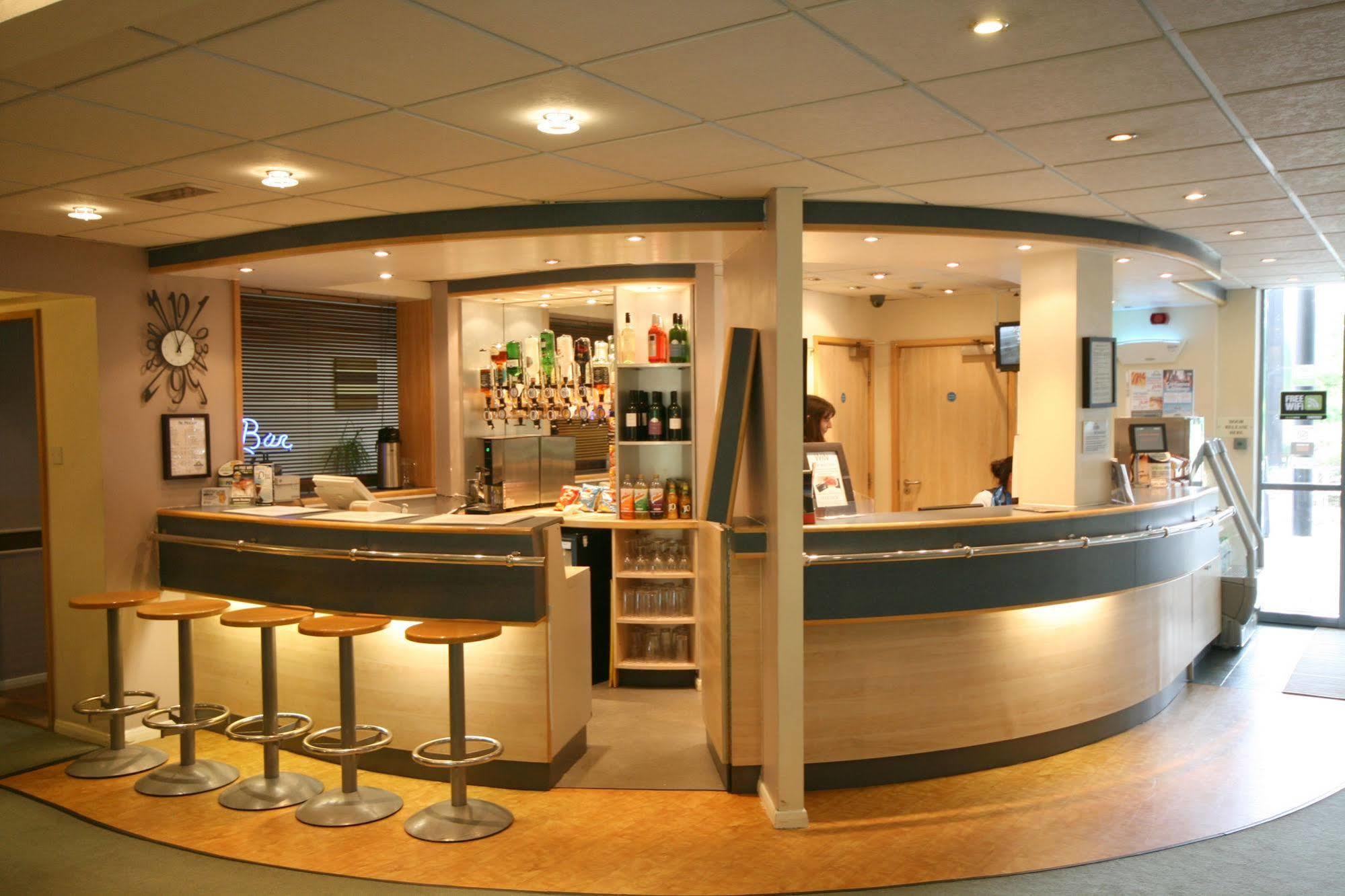 Days Inn By Wyndham Donington Castle Donington Eksteriør billede